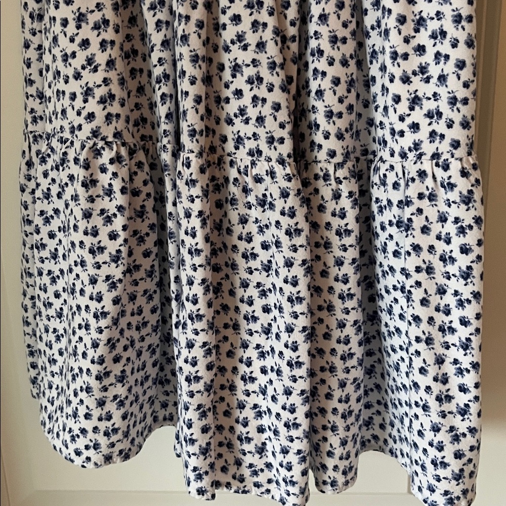 Hollister blue & white dress. Junior size - Picture 3 of 8